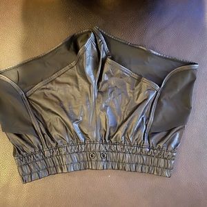 Victoria Sport Shorts -Medium